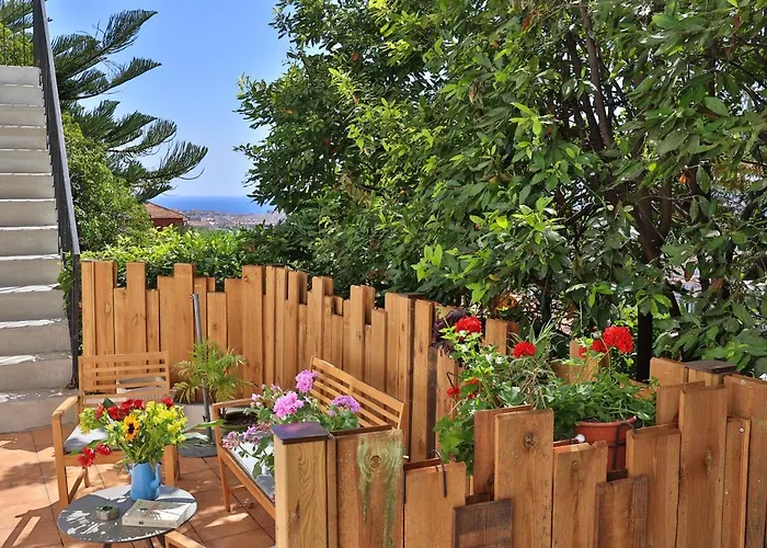 Le Panoramic Boutique 2* Niza