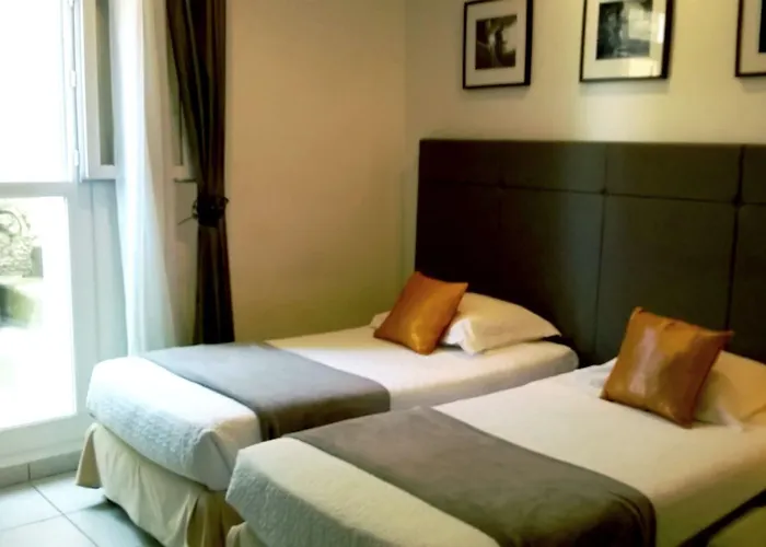 Le Panoramic Boutique 2* Niza