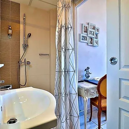 Le Panoramic Boutique 2*