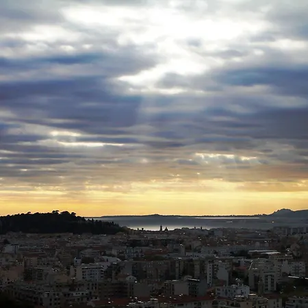 Le Panoramic Boutique نيس