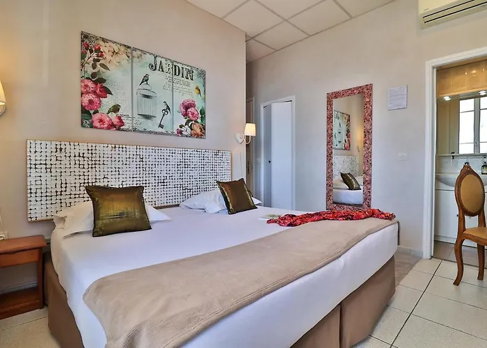 Le Panoramic Boutique 2* نيس